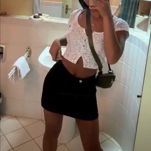 Rare Floral button-up Brandy Melville crop top